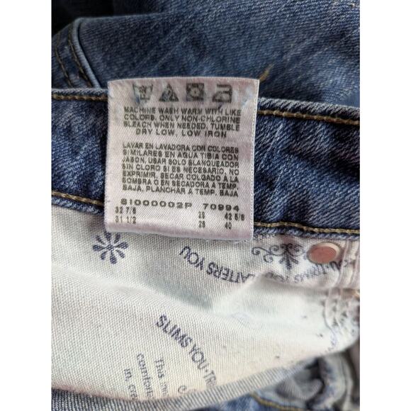 Lee Natural Straight Leg Jeans Women's Size 10P Medium Blue Mid Rise Medium Wash - Picture 7 of 8